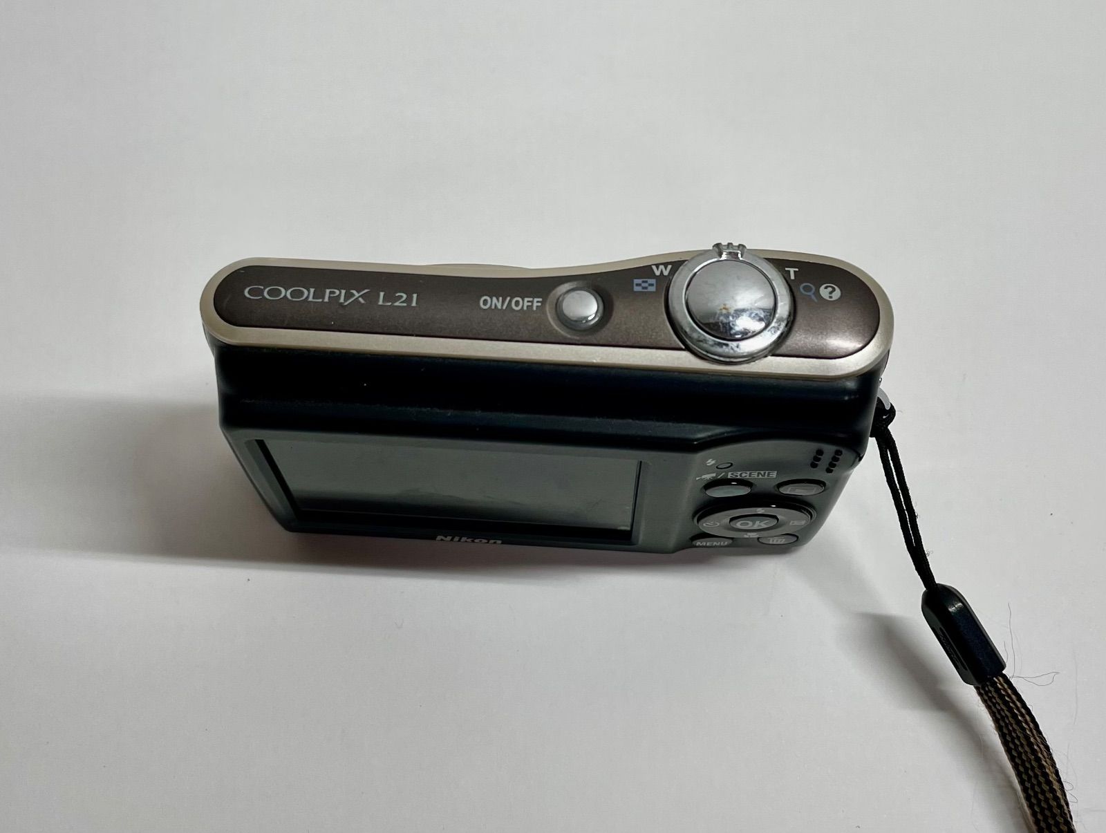 USED】Nikon ニコン COOLPIX L21 クールピクス デジタルカメラ 電池式