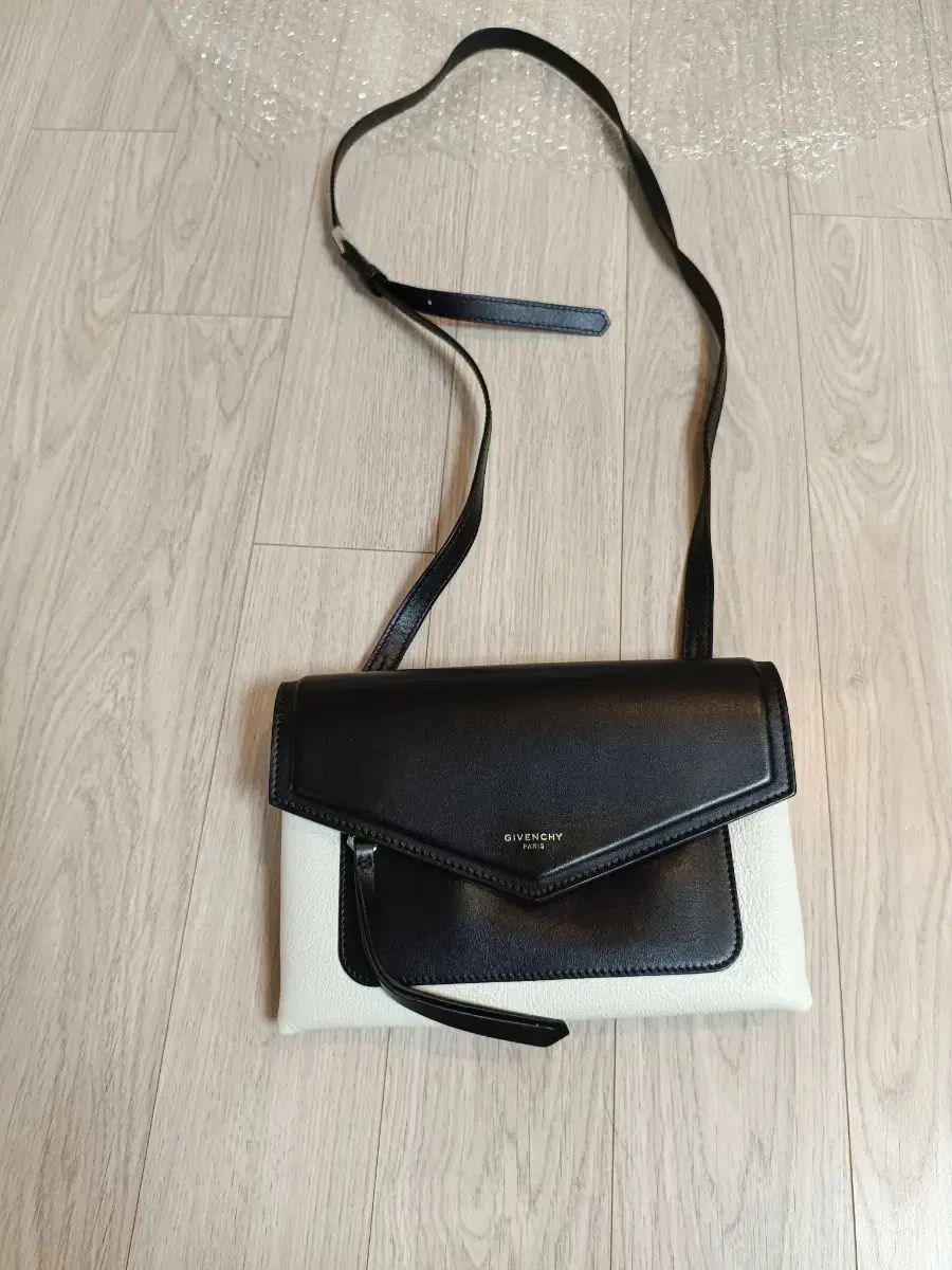 ショルダー兼クロスバック