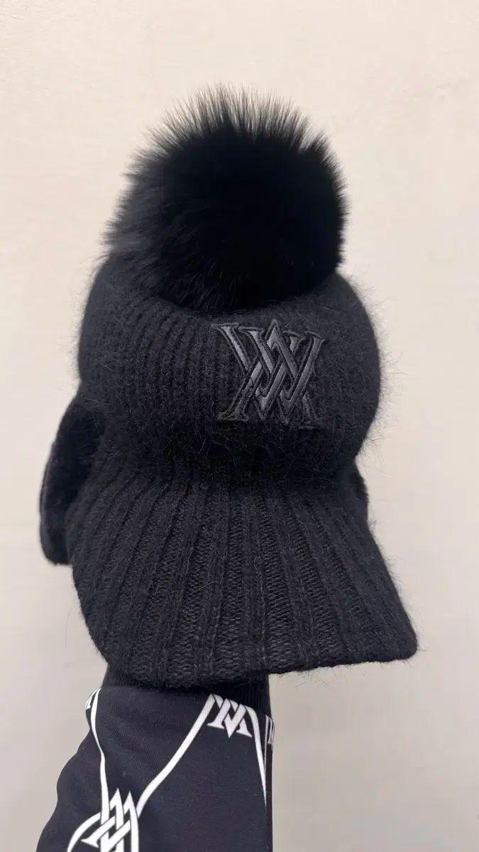 A アンゴラ ウール ファーボンボン 耳あて ベースボールキャップ