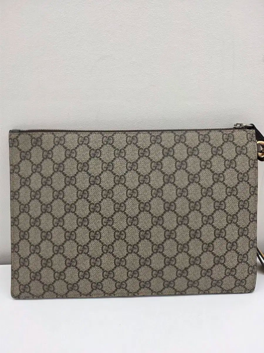  グッチ NEOヴィンテージ GG Supreme タイガー クラッチバッグ クラッチバッグ バッグ