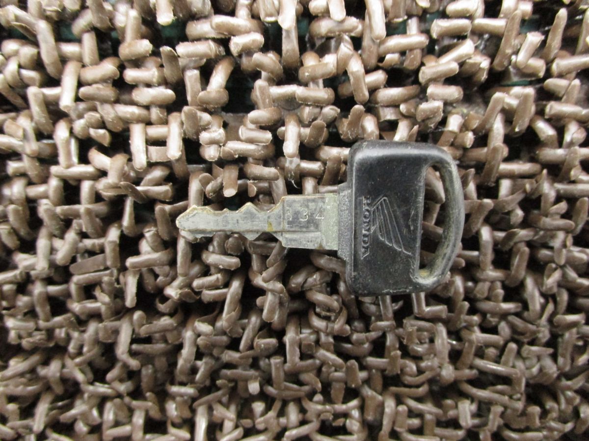 マグナ50 メインキーセット A8117 タンクキャップ！AC13 ホンダ 【 AC09E 】 MAGNA キャブ車 12V