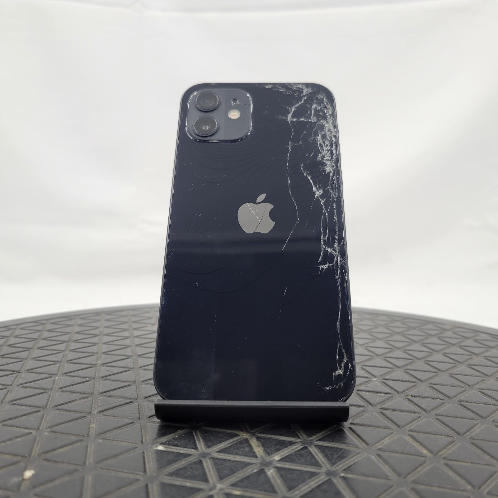☆ジャンク/Face ID動作確認済み☆Apple iPhone 12 64GB ブラック 