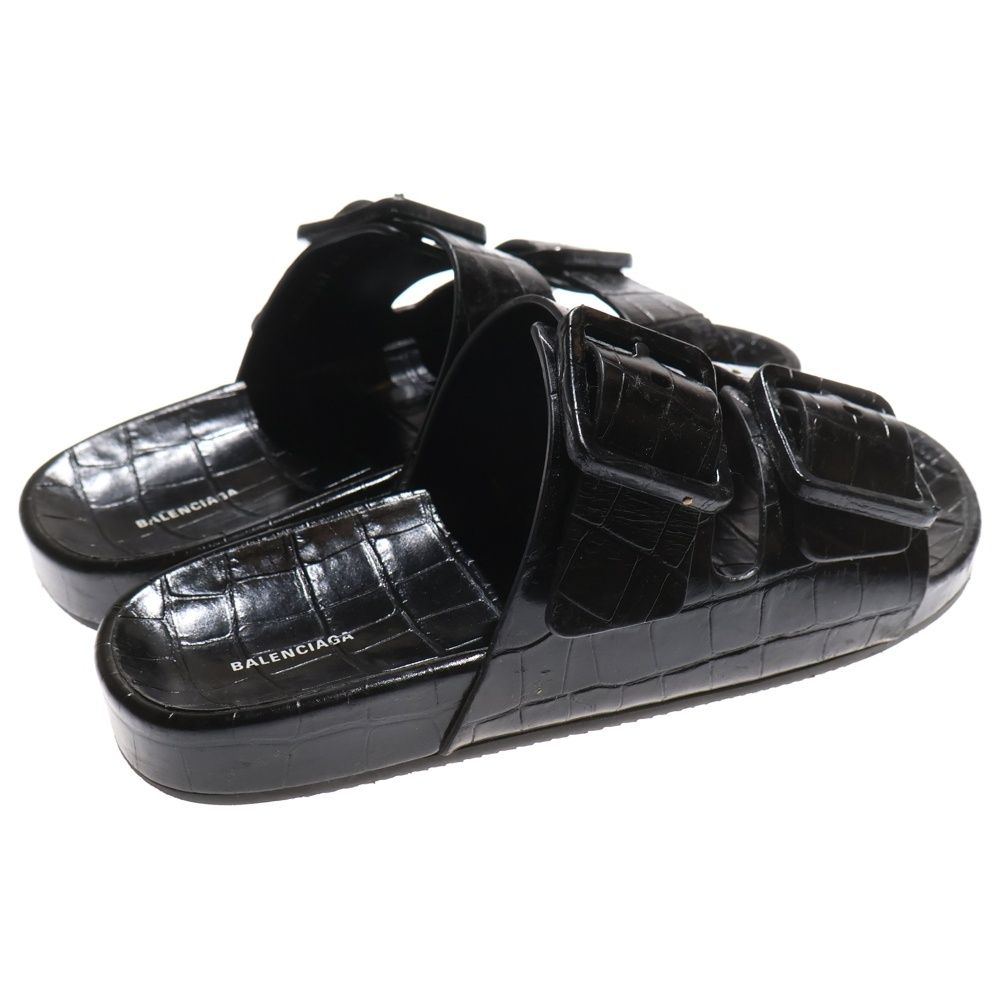 ダブルストラップサンダル