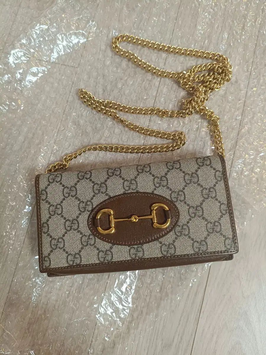 グッチ ホースビット 1955 WOC チェーン クロスバック