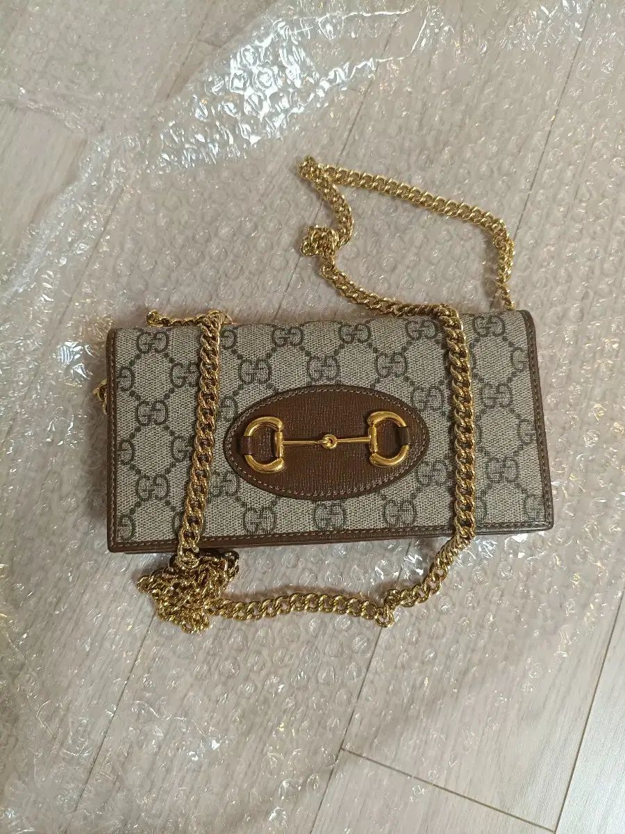 グッチ ホースビット 1955 WOC チェーン クロスバック