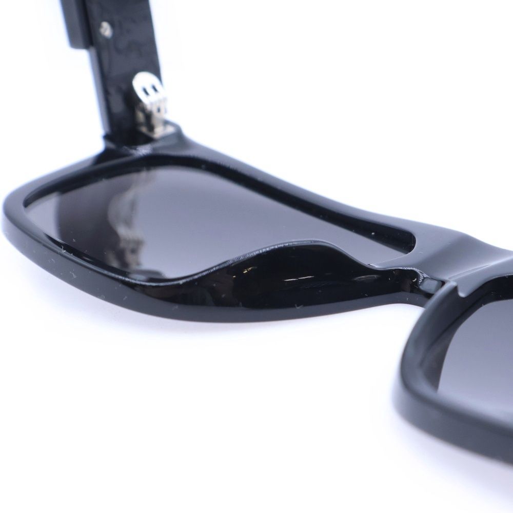 インナーロゴデザイン サングラス