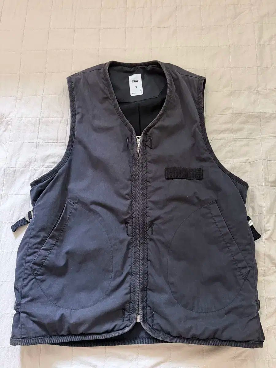 BLIND VLNDFLES IN The Wind BEST 初版 1 size