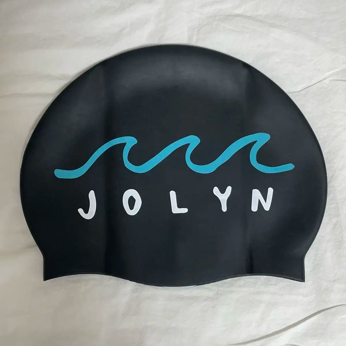 JOLYN ブラックウェーブ スイムキャップ