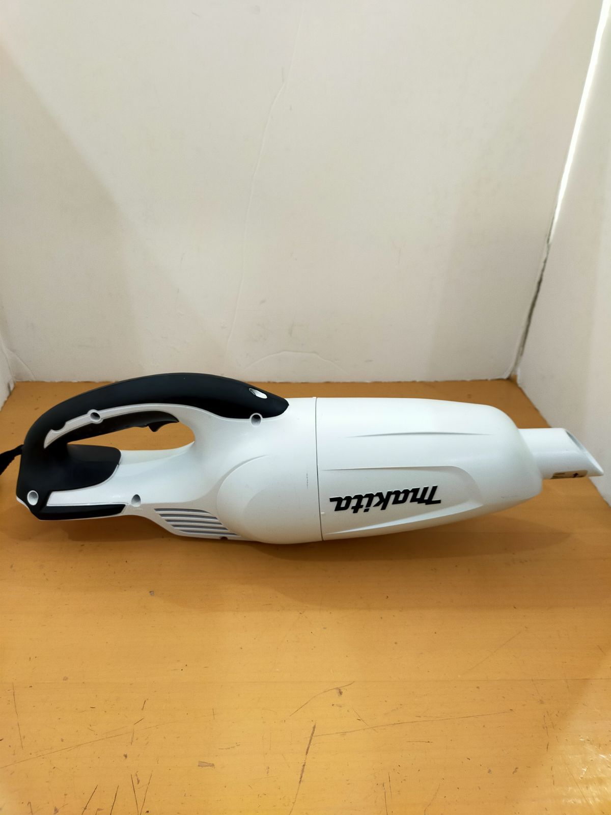 生活家電 S49 マキタ 充電式クリーナー CL180FD バッテリー&充電器付き