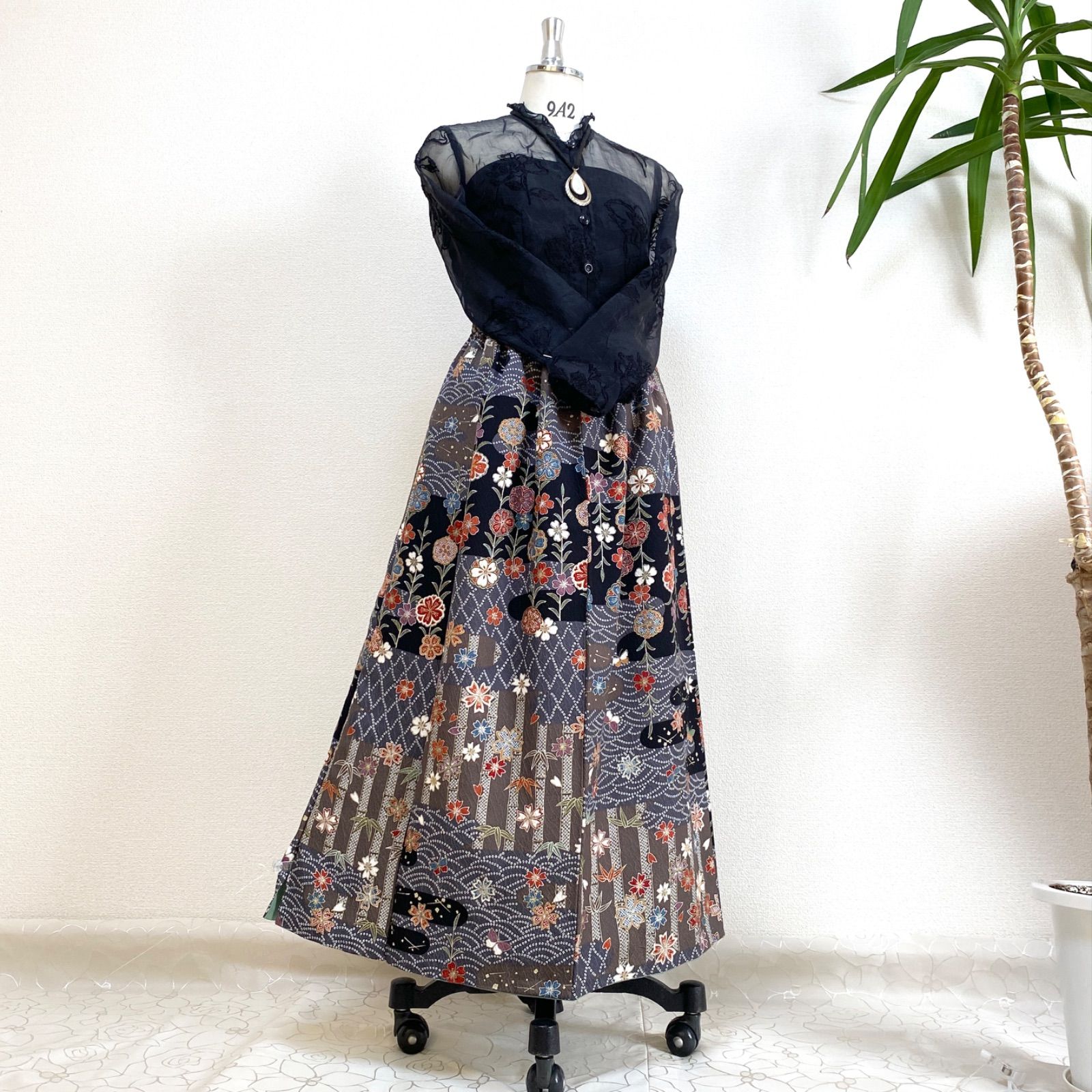 大人 着物スカート着物リメイクウエストゴムロングスカートフリーサイズ みハンドメイドNO.5855