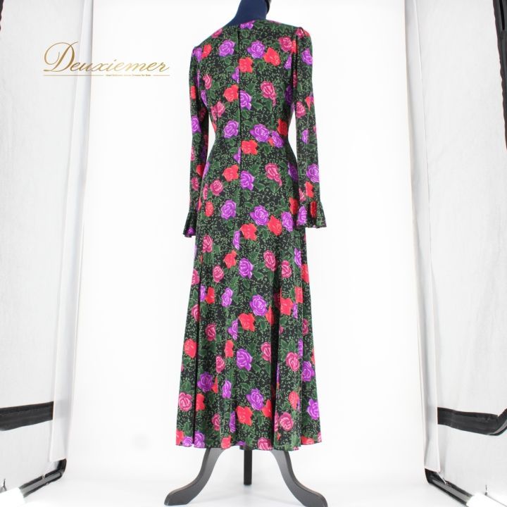 華やかデザイン