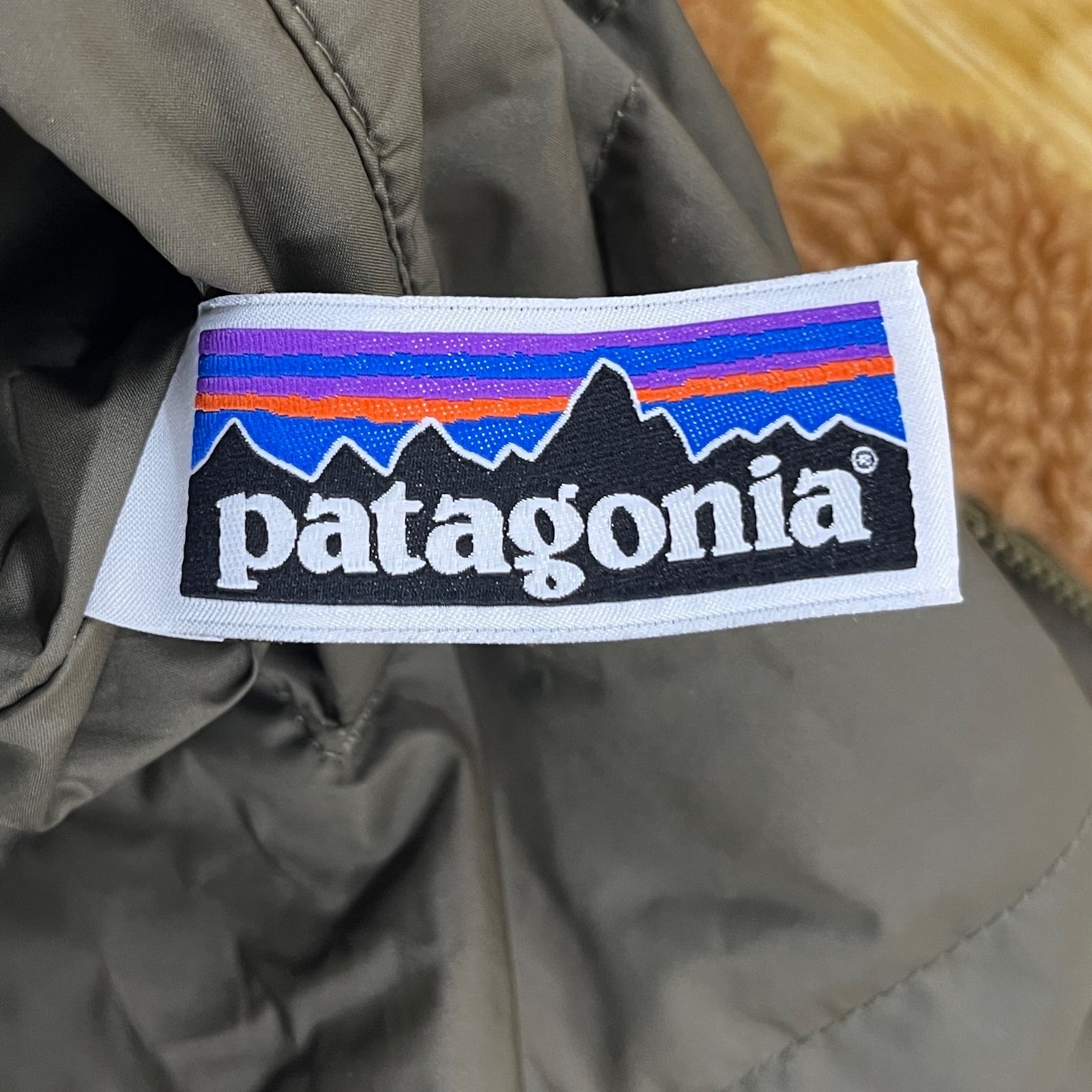 パタゴニア リバーシブルボーイズレディフレディフーディー