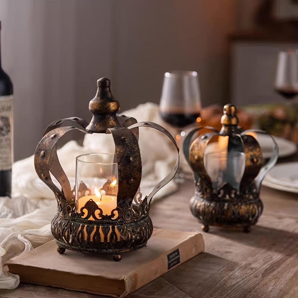 キャンドルホルダー キャンドルスタンド 王冠型 大 小 ヴィンテージ風 レトロ 金属 インテリア 装飾 パーティー リビング ダイニング オシャレ 癒しグッズ 寝室 棚装飾 ギフト プレゼント アンティーク調