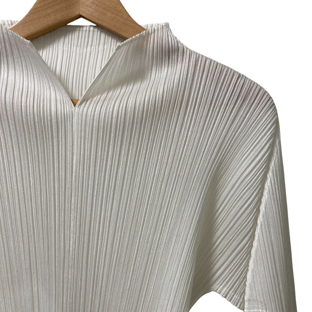 PLEATS PLEASE ISSEY MIYAKE プリーツプリーズ イッセイミヤケ キーネック カットソー PP93-JK126 サイズ3 ホワイト レディース 古着