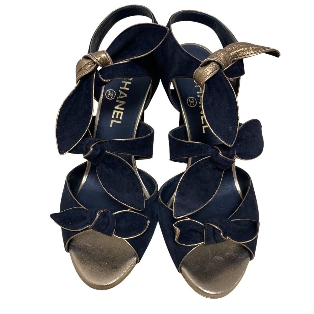 CHANEL ブラックレザーサンダル リボン付き 美品 CHANEL シャネル スウェードレザー アンクルストラップ リボン