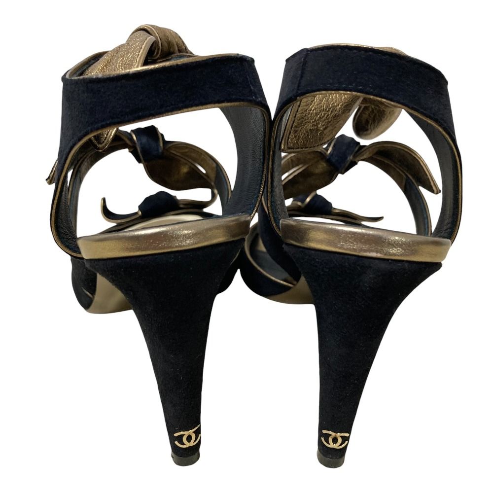 CHANEL ブラックレザーサンダル リボン付き 美品 CHANEL シャネル スウェードレザー アンクルストラップ リボン