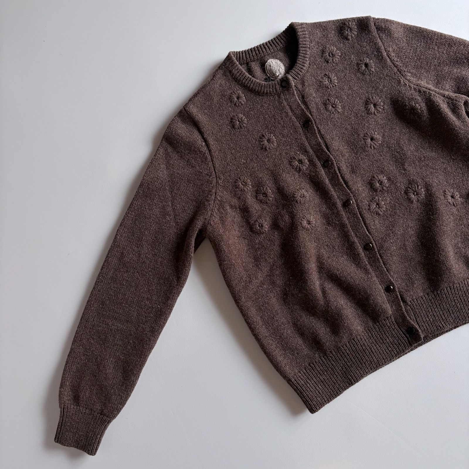 ニットカーディガン