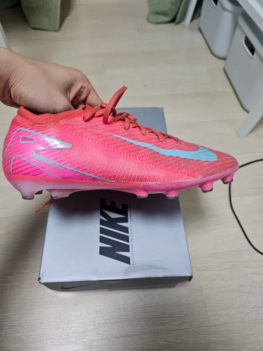 マーキュリアル