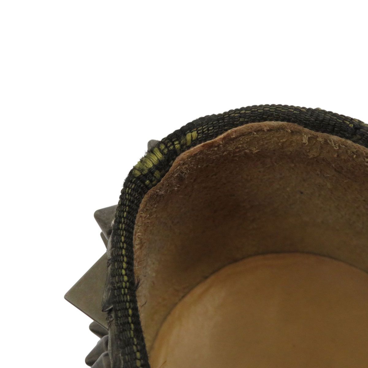 スパイク スリッポン