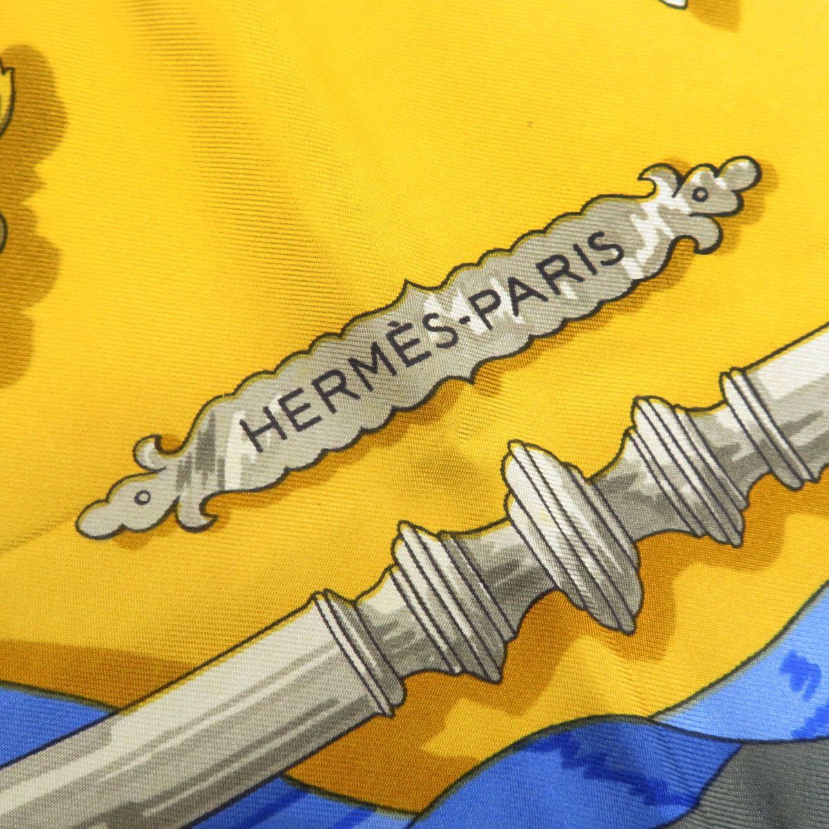 エルメス カレ 90 FERRONNERIE 鉄細工 ユニセックス イエロー グレー HERMES アパレル 小物