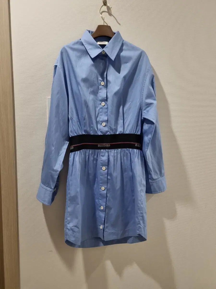 SANDRO サンドロ ロゴ ISTJ VENDING MACHINE Ver. シャツ ONE PIECE 23ss