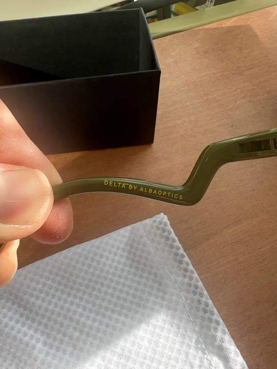 デルタ クリアレンズ