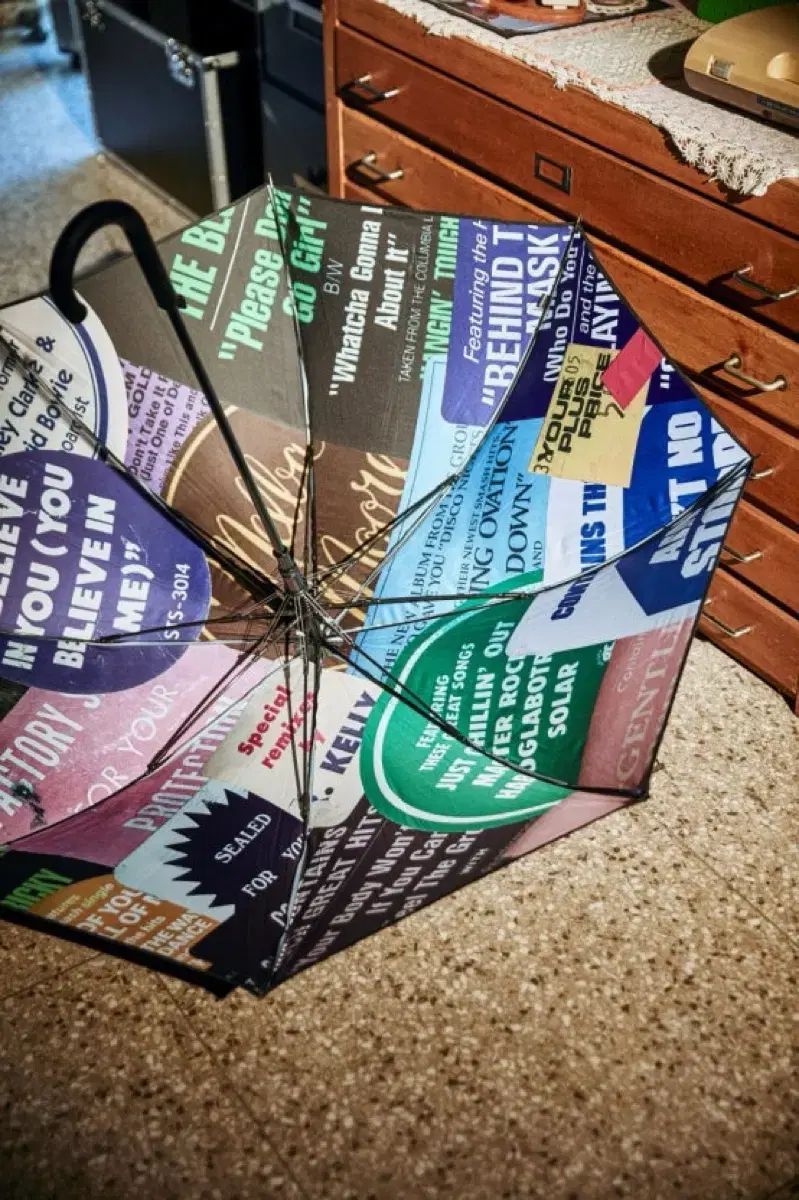 ナオル BEAKER 傘 新品 出品