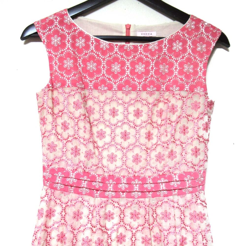 TOCCA ノースリーブ ワンピース タグ付き L 美品 TOCCA トッカ フラワーエンブロイダリー ノースリーブ ひざ丈