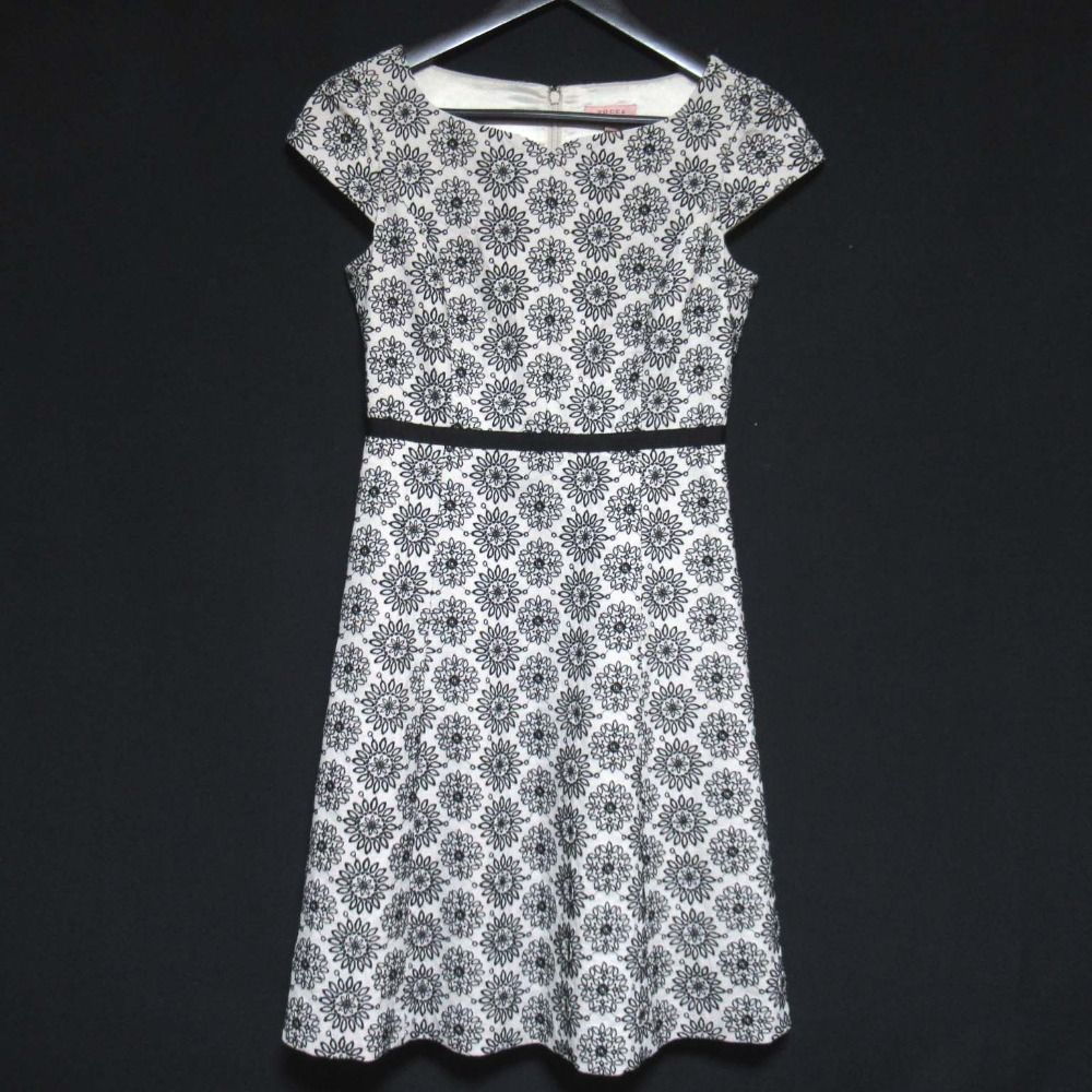 TOCCA トッカ フラワーエンブロイダリー 半袖 洗える ワンピース サイズ00 ベージュ ブラック レディース 古着