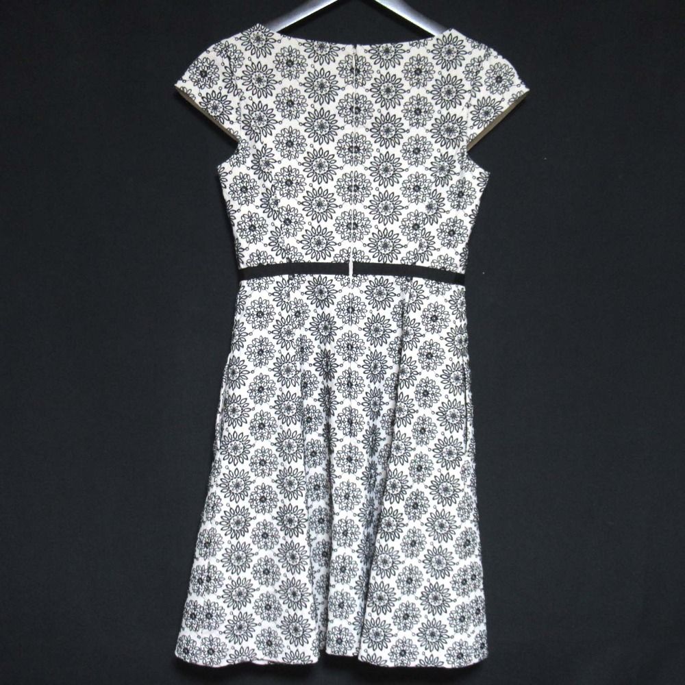 TOCCA トッカ フラワーエンブロイダリー 半袖 洗える ワンピース サイズ00 ベージュ×ブラック レディース 古着