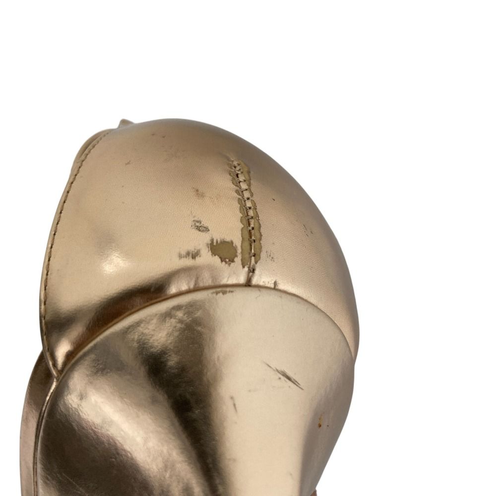 BLAHNIK マノロブラニク