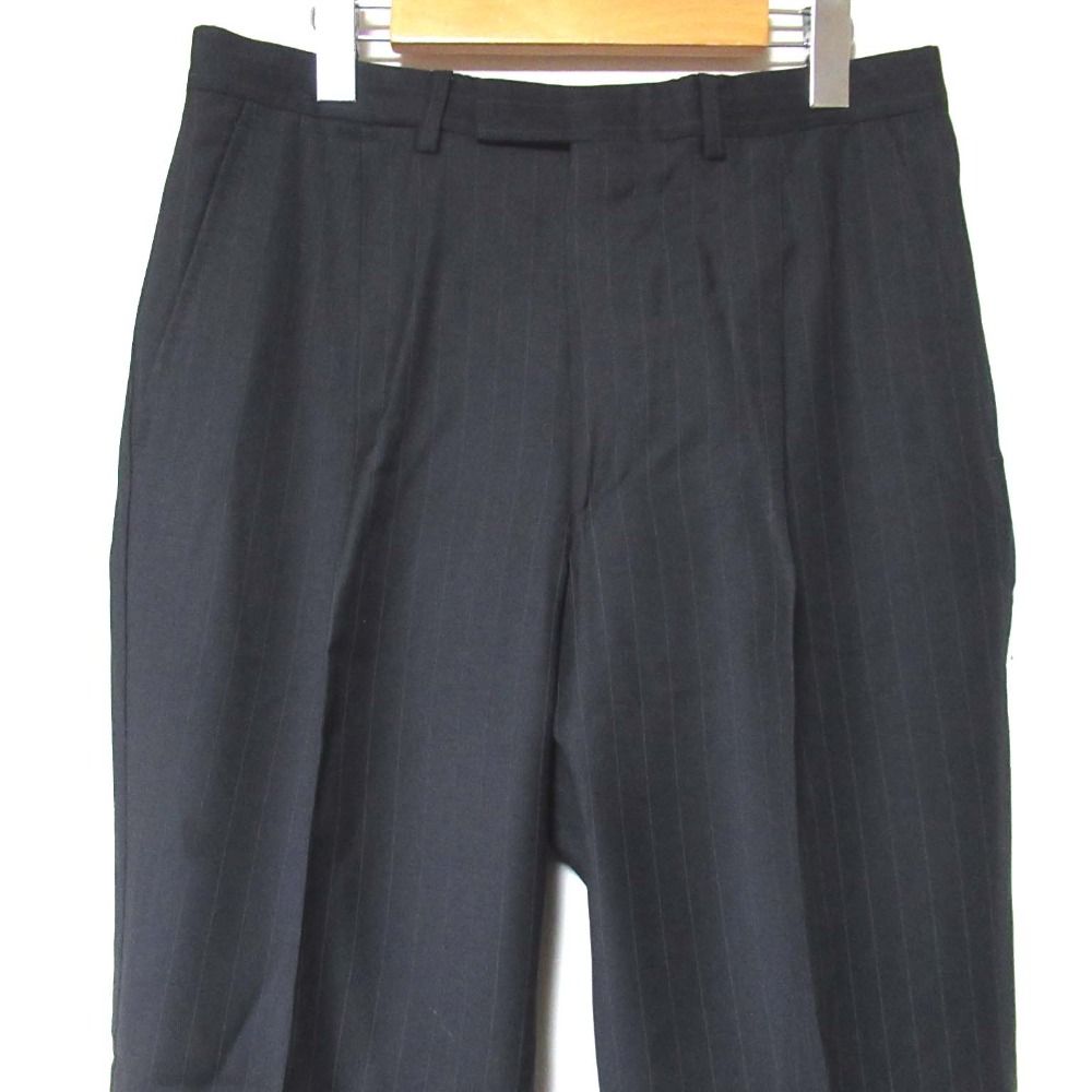 スラックスパンツ