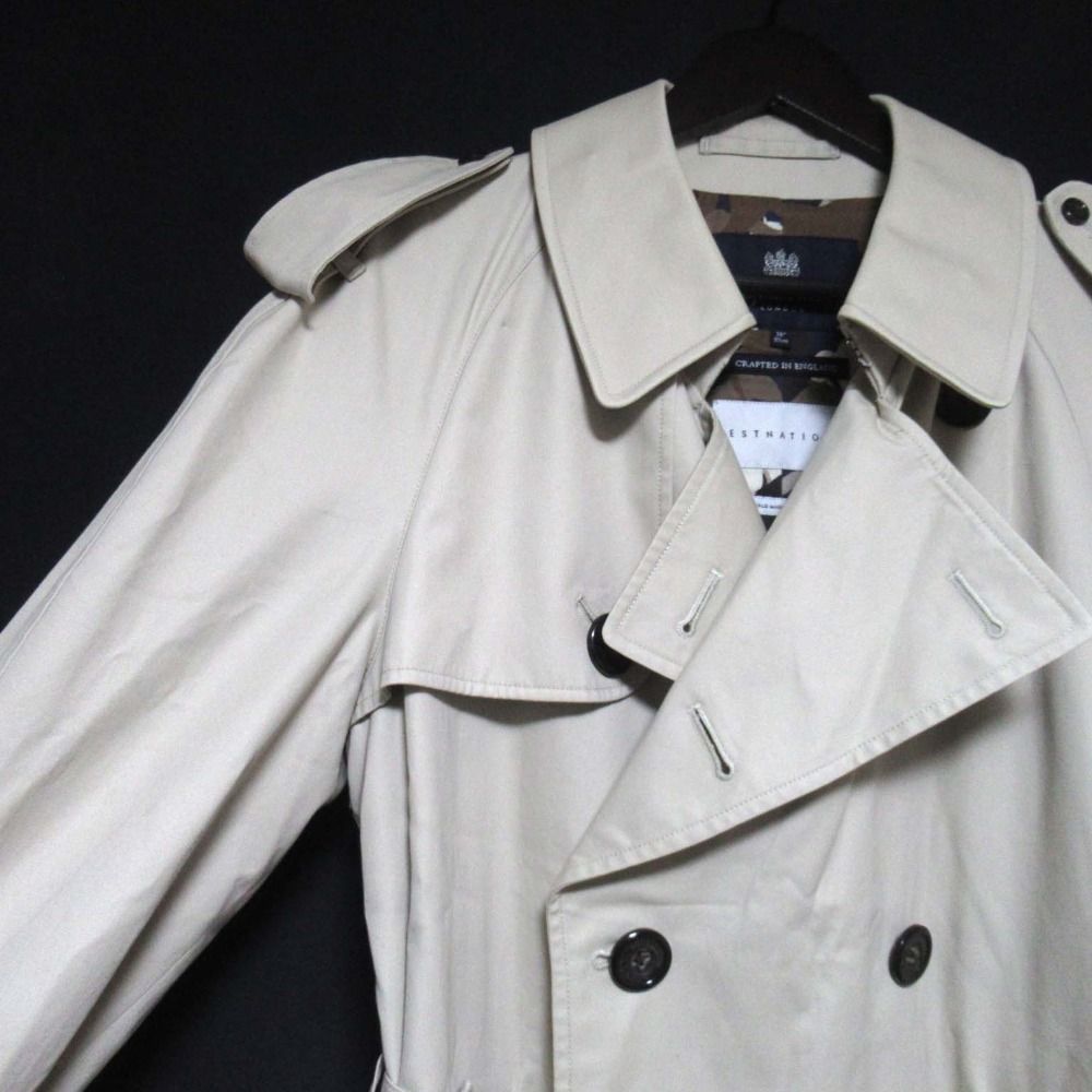 ダブルブレスト トレンチコート