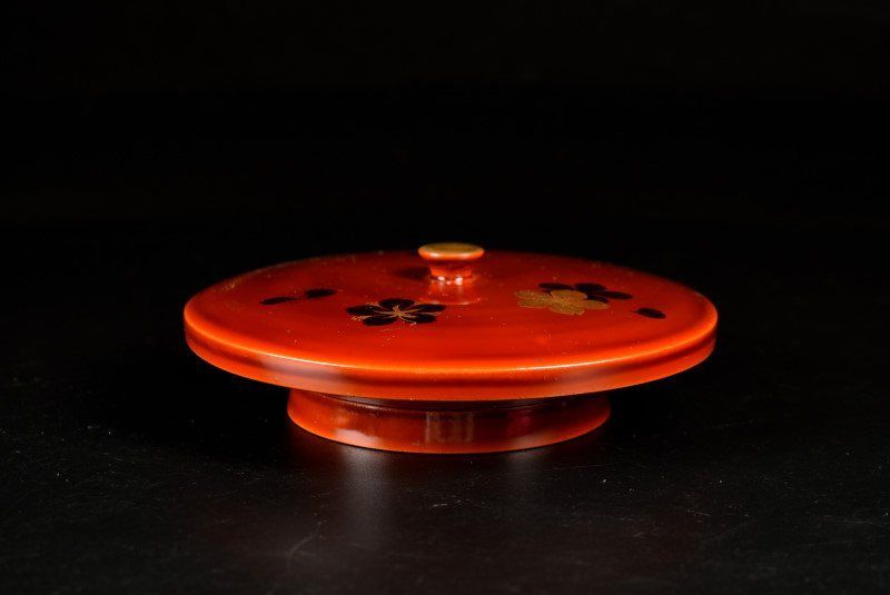 蔵C9454b】木製溜塗 花文蒔絵 蒸蓋 茶椀蒸 十客 懐石道具 - メルカリ