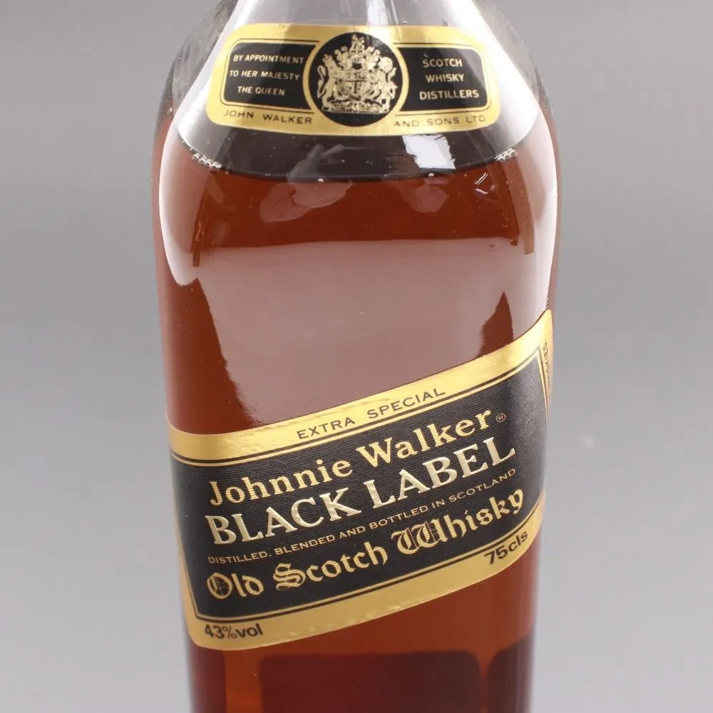 飲料・酒 □ 酒 ウイスキー ジョニーウォーカー ブラックラベル