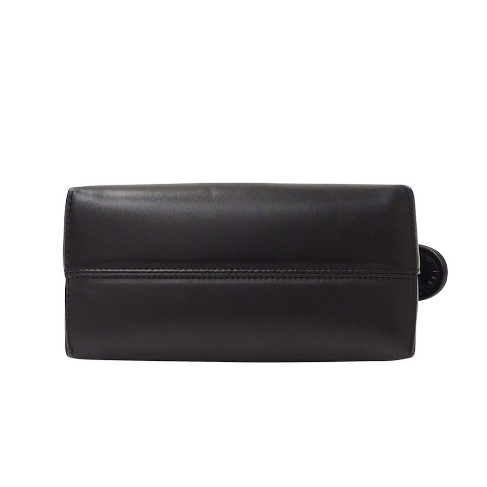 FENDI バイザウェイ ハンドバッグ　レザー　ロゴ　ブラック　スタッズ FENDI バイザウェイ ハンドバッグ レザー ロゴ ブラック スタッズ