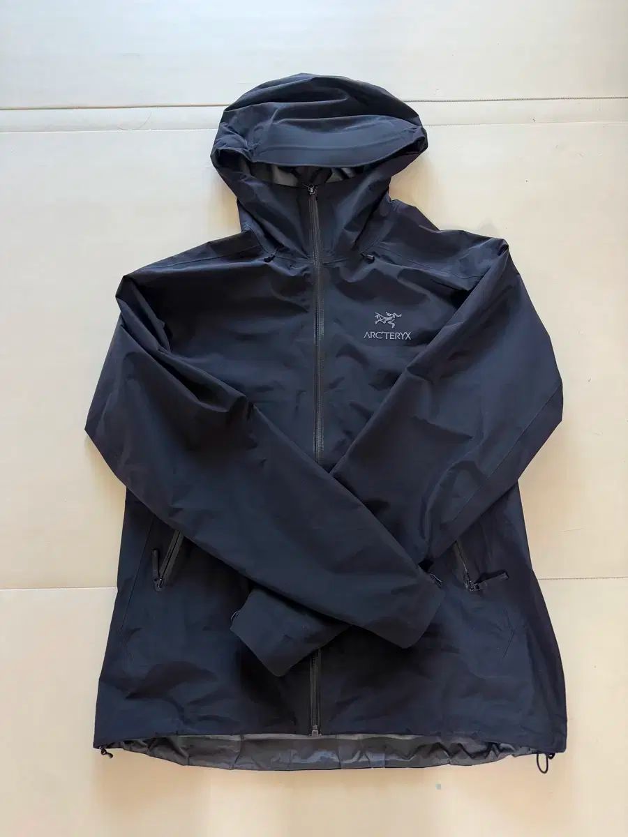 ARC TERYX アークテリクス ベータ LT ジャケット ブラック Lサイズ