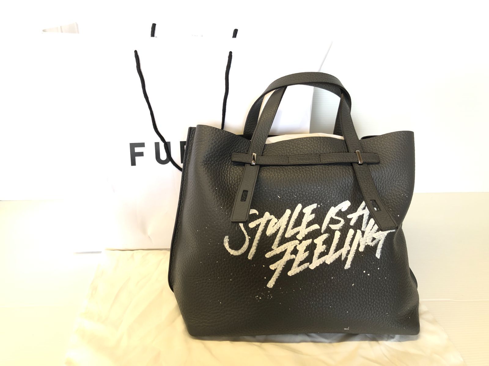 FURLA フルラ 小泉遼 コラボ トートバッグ ブラック 鞄 レディース おしゃれ