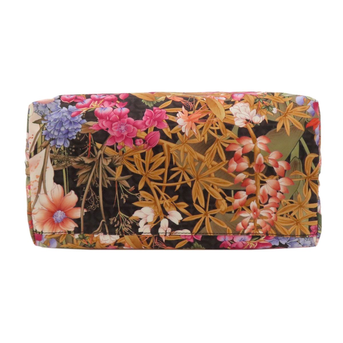 サルヴァトーレフェラガモ フラワー