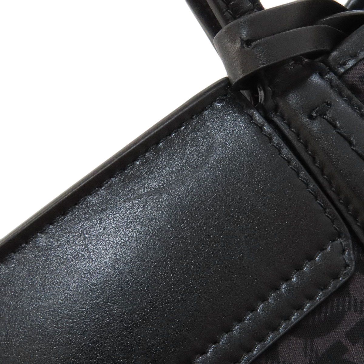 Ferragamo サルヴァトーレフェラガモ