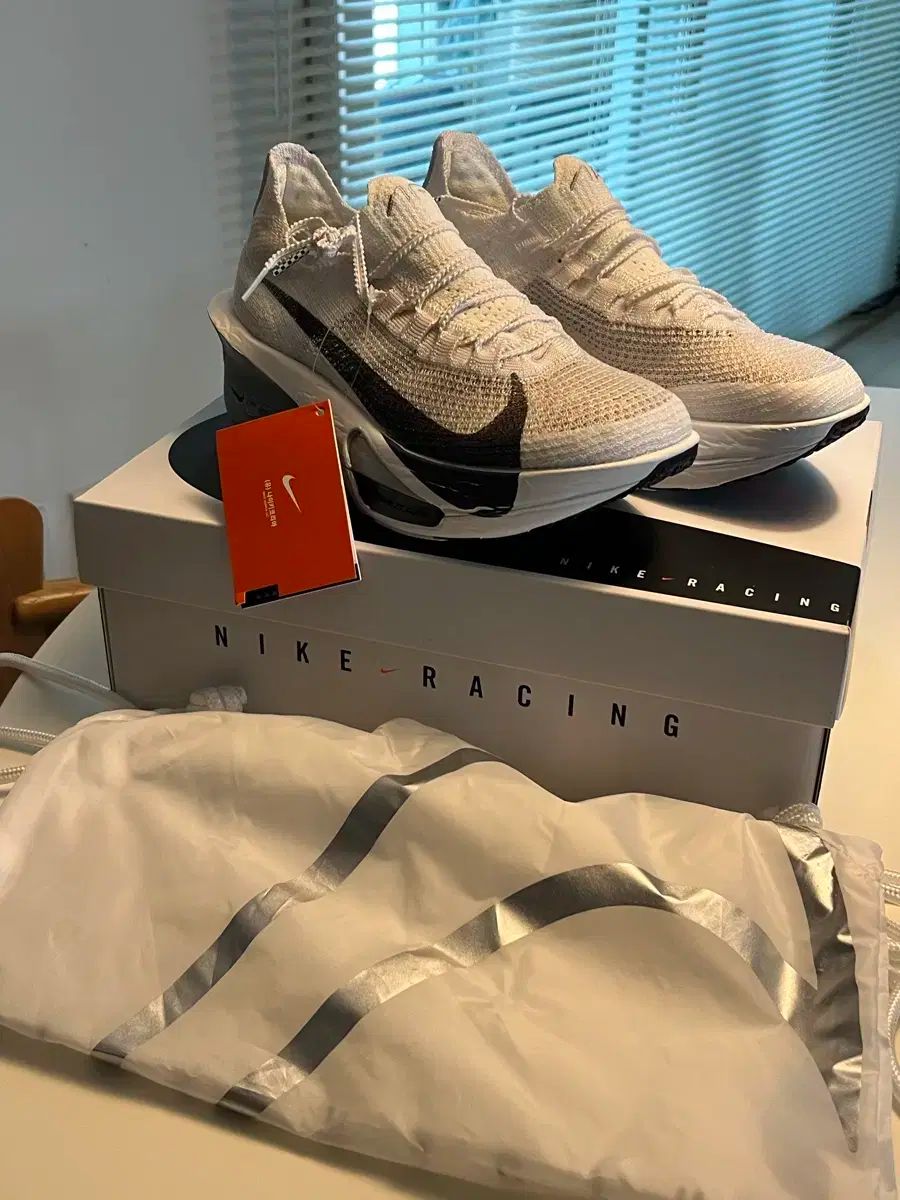 ナイキ アルファフライ ネクスト 3 255 サイズ fd8311-101