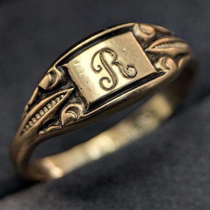 シグネットリング アンティーク ヴィンテージ 10k イニシャル モノグラム指輪 イニシャル「R」 10K GF ヴィンテージ シグネットリング 9号 アール