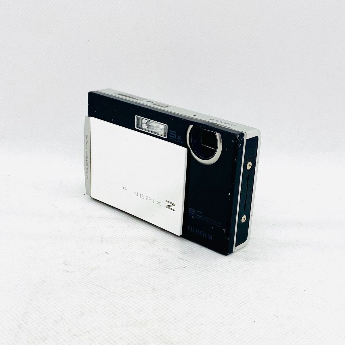 FUJIFILM 富士フイルム FINEPIX Z100 fd コンパクトデジタルカメラ