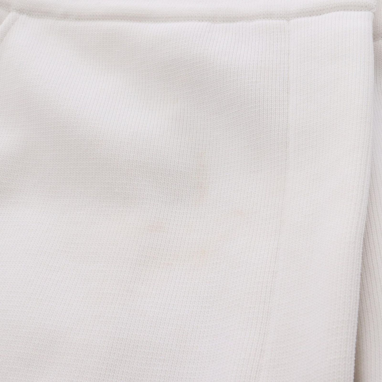 ショート パンツ