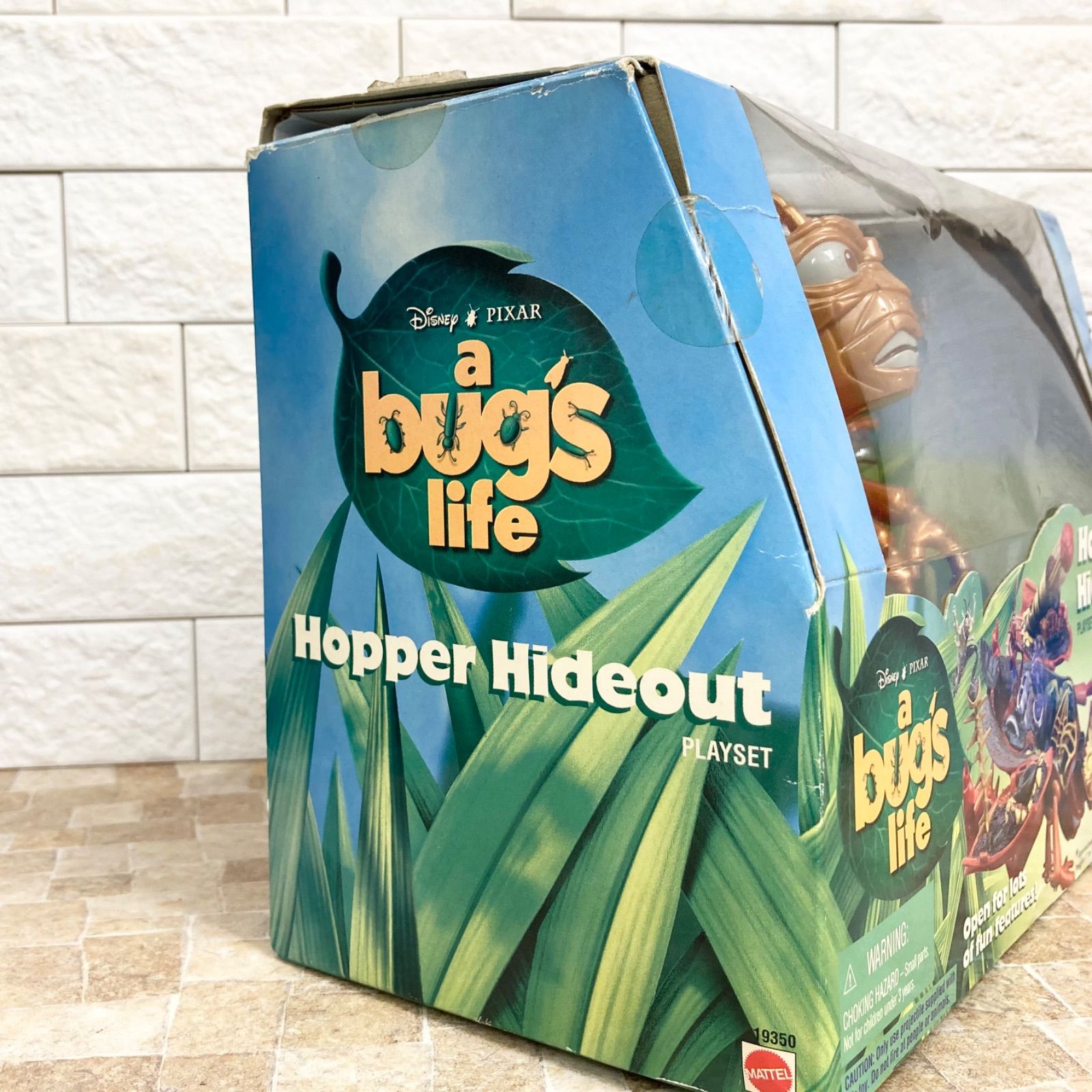 未使用】バグズ・ライフ ホッパー フィギュア hopper Hideout PLAYSET