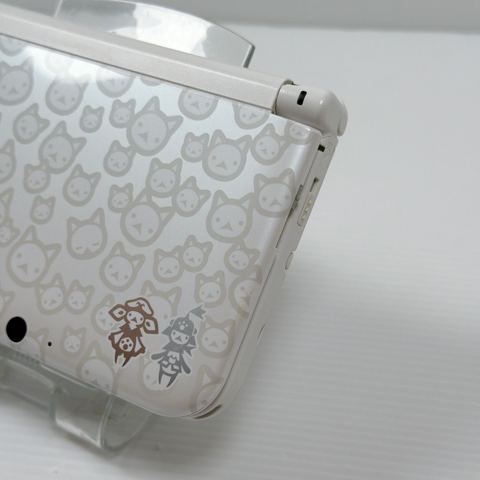 ニンテンドー 3DSLL モンスターハンター4 アイルーホワイト 液晶美品