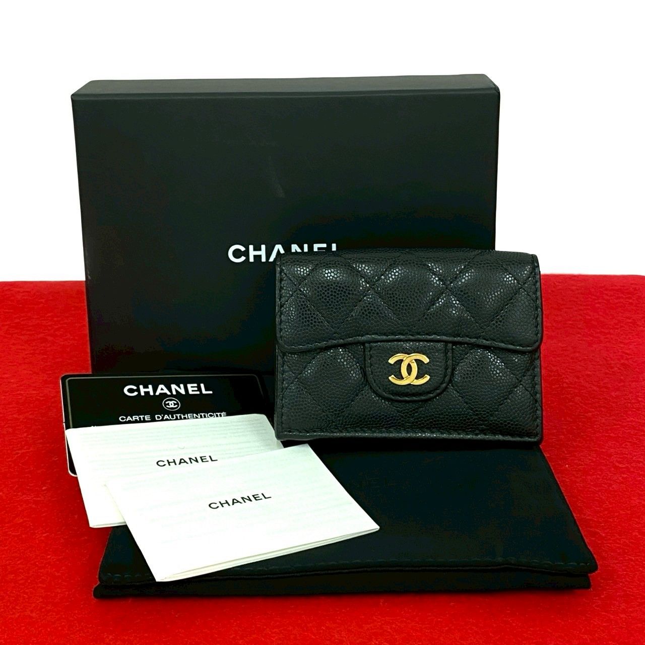 箱 袋付き カード シール有 26番台 CHANEL シャネル マトラッセ ココマーク キャビアスキン レザー 三つ折り財布 ブラック 341-5