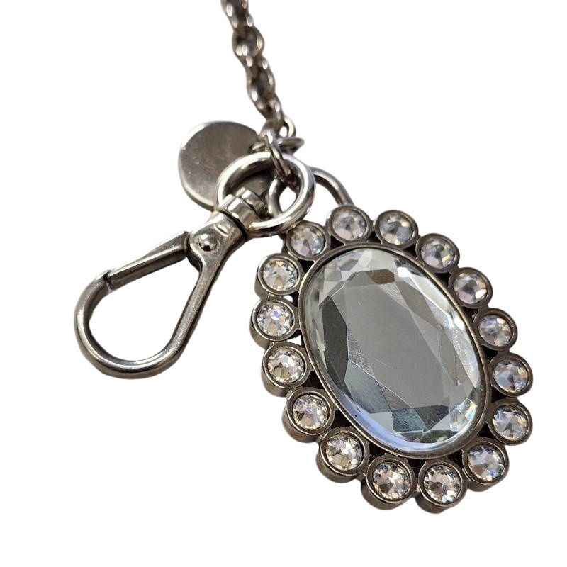 miu miu レザーチャーム レザーネックレス イタリア製 miu miu レザー