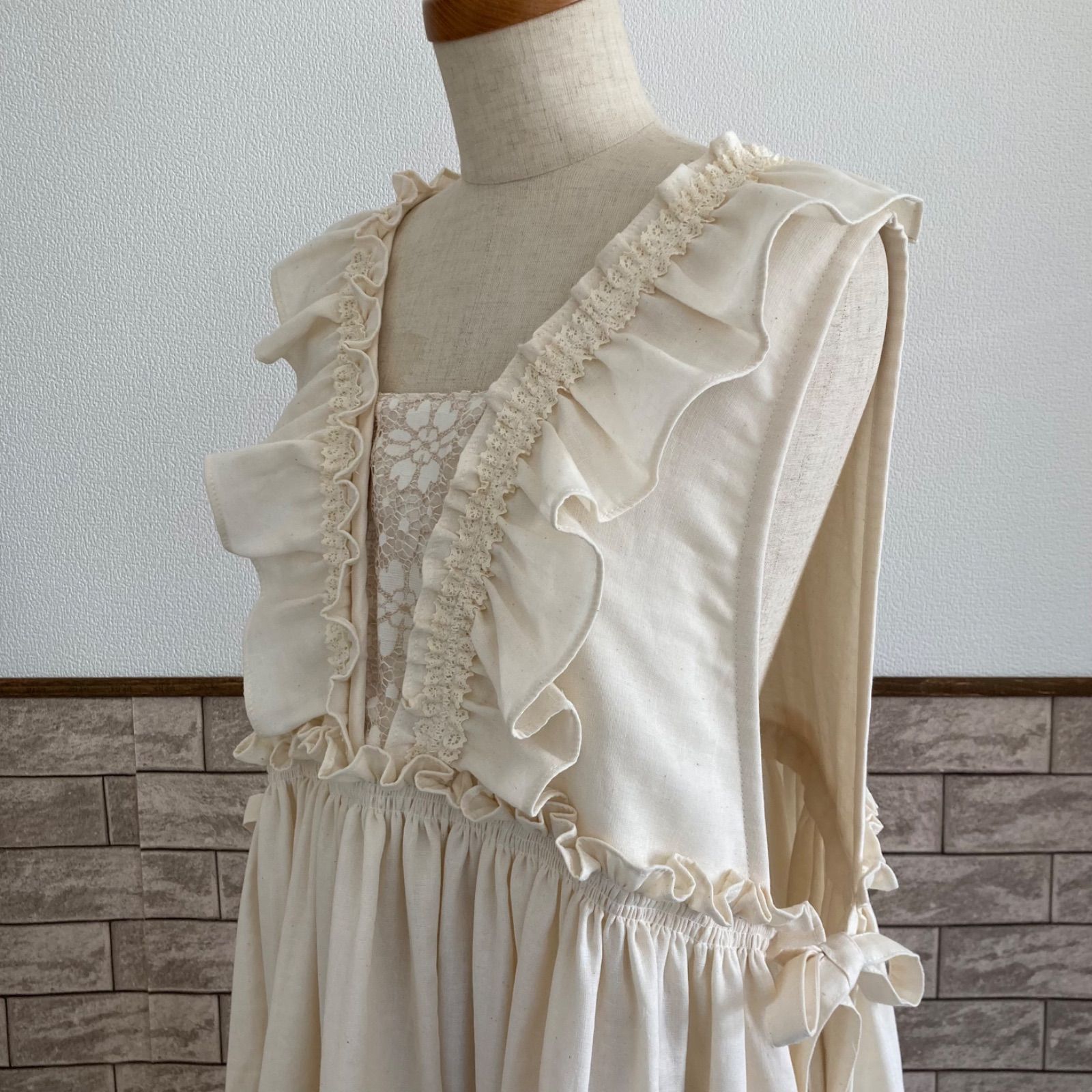 Ｗガーゼ サイドリボンのエプロンワンピース