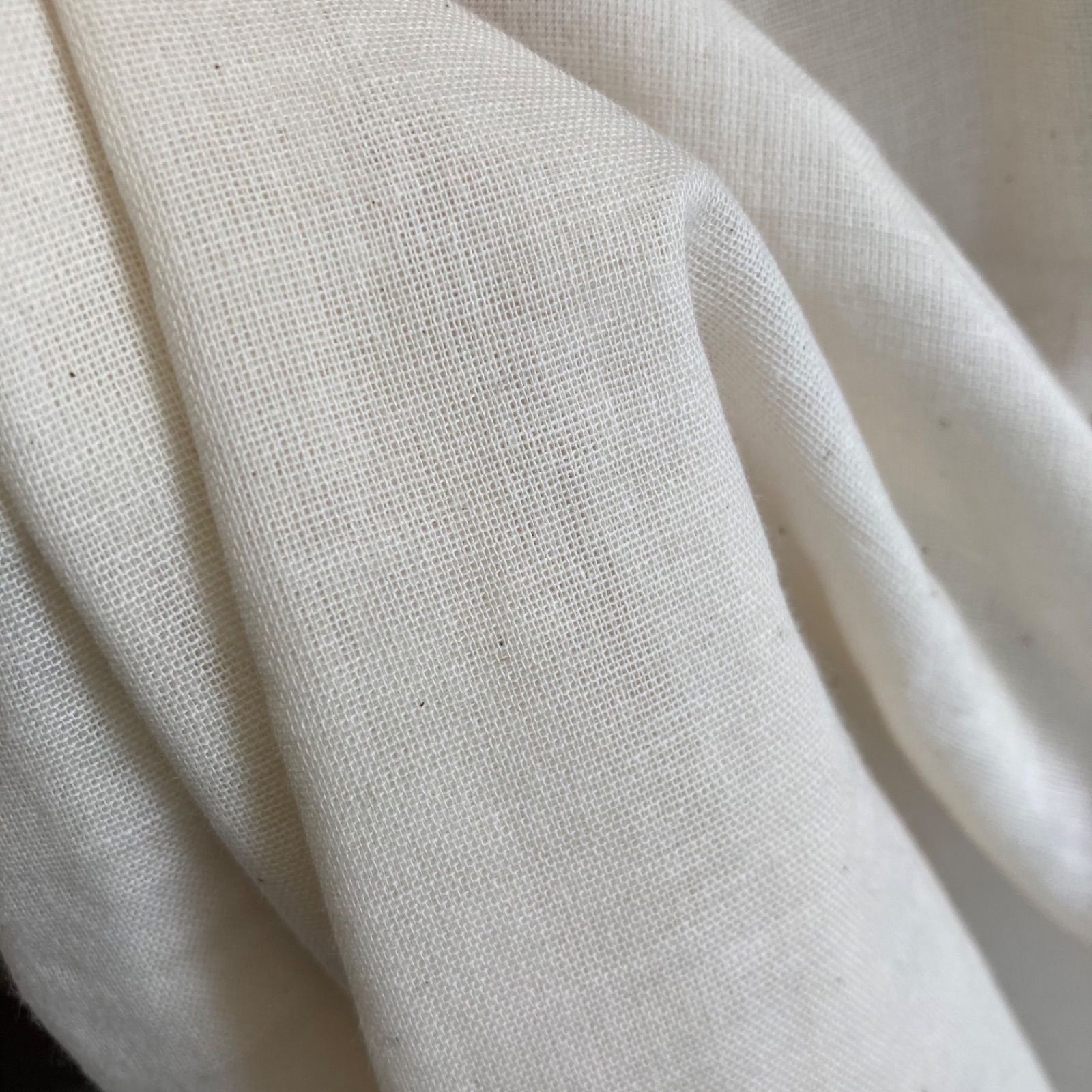 サイドリボンのエプロンワンピース